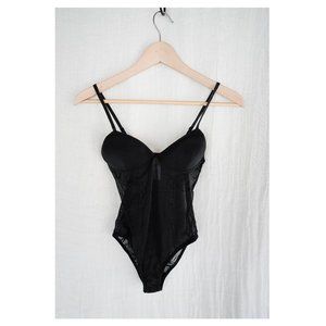 ✨FREE: Black Bodysuit (S)